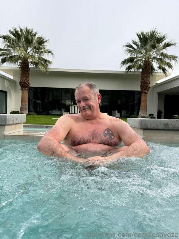 daddiesbyeze image #0