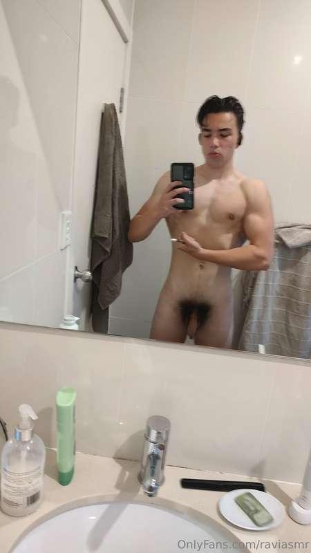 Hope ya'll having a lovely day:)