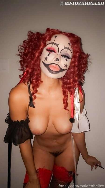 maidenhellxo image #3