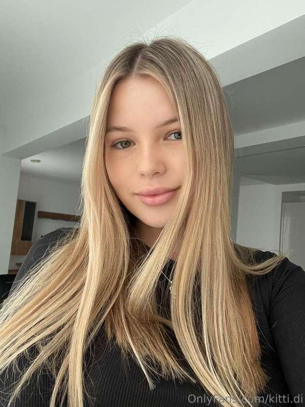 Do you like the colour of my hair? 👩🏻‍🦳