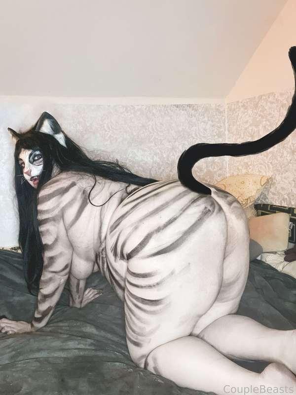 couplebeasts image #2