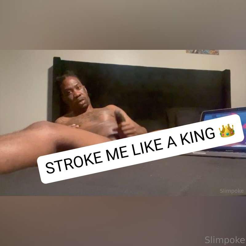 😈 Can you treat this dick like Royalty tonight for me 👑
