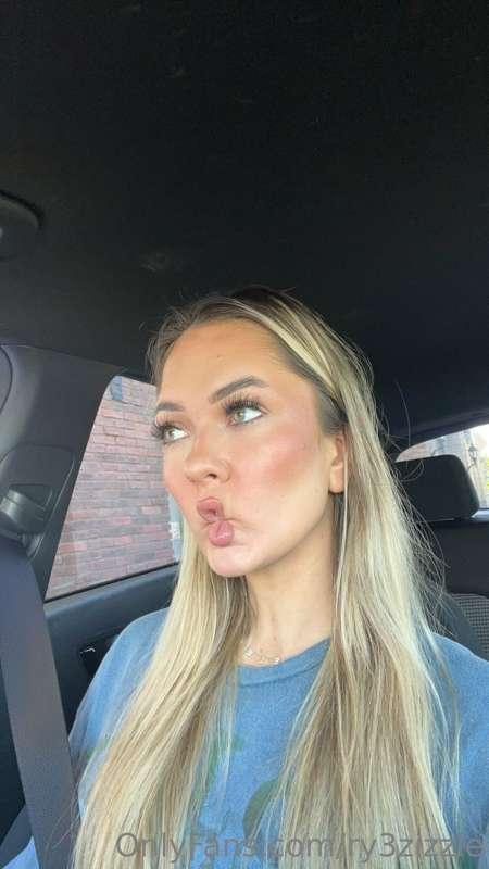 getting my hair done tuesday 💇🏼‍♀️