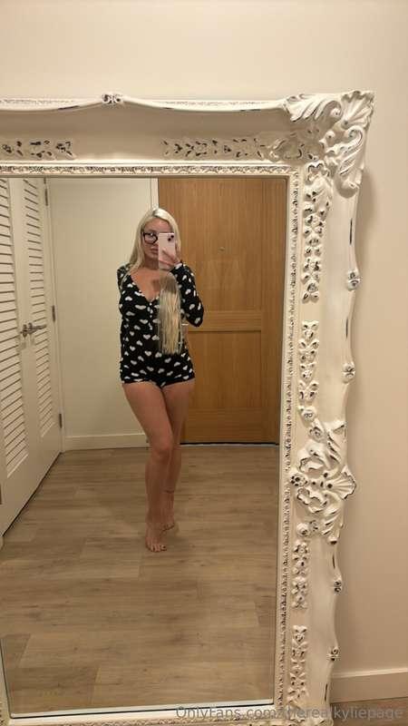 Experience the ultimate pleasure with me😈😈