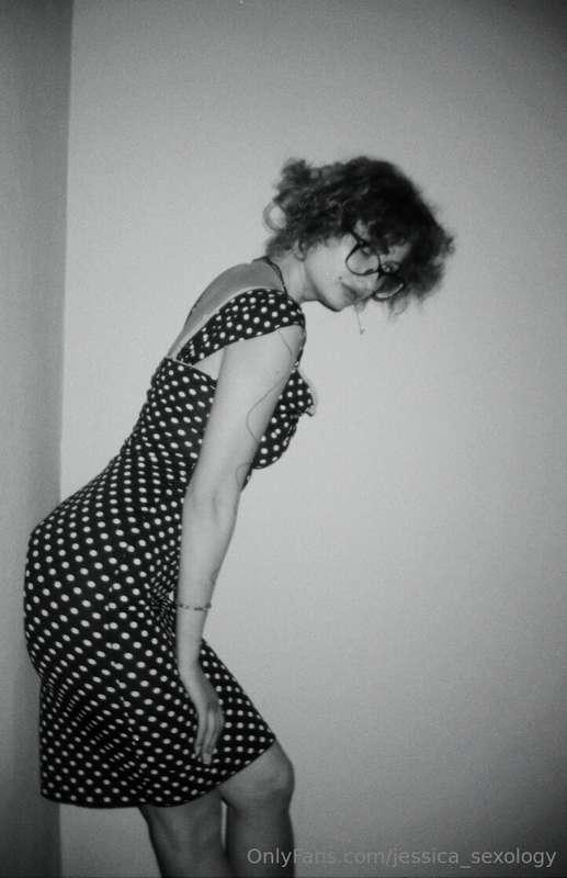 I love vintage, am I like the girl from the movie?💗