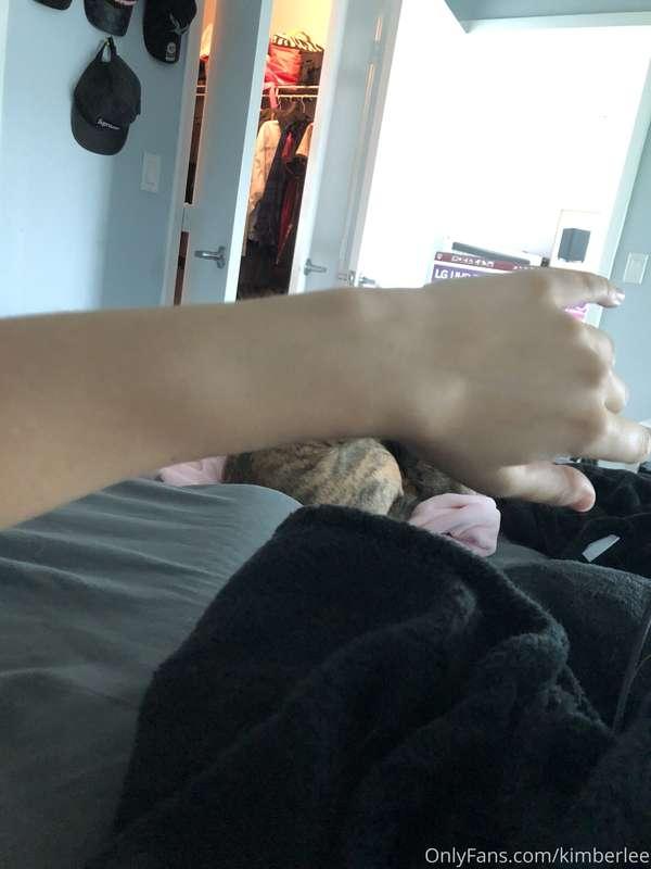 UPDATE ON MY WRIST!!!
I hurt my wrist back in July, and I fi..