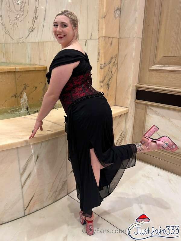 ⛲
