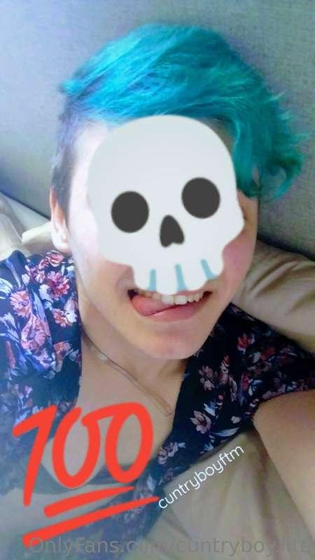 I really like this set, it's so comfy 😍 you know where to fi..