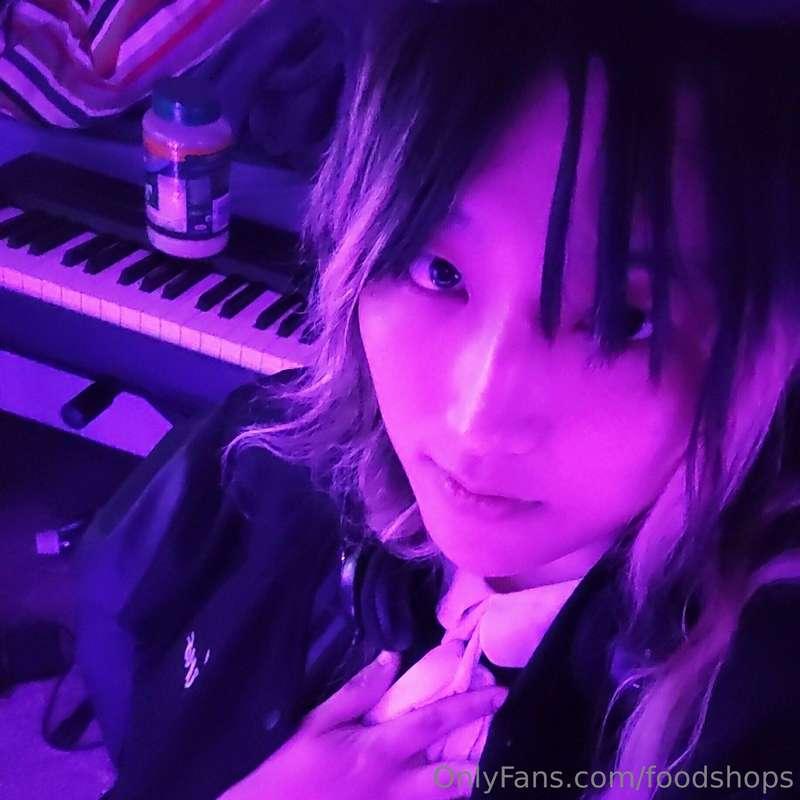 wowzers piano and cheese in the bg wow