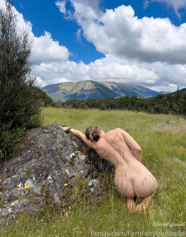 Today's IG post. Such amazing scenery! I loved posing nude in front of those amazing mountains! 

#nudist #classy #artistic #nude #natural #nature #outdoors #butt #ass #perfectass #mature #girlnextdoor