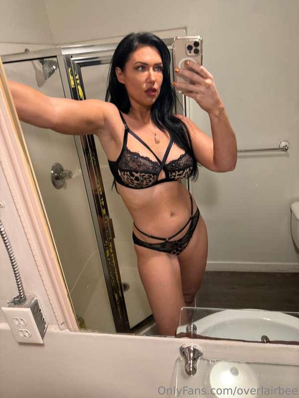 overlairbee image #1