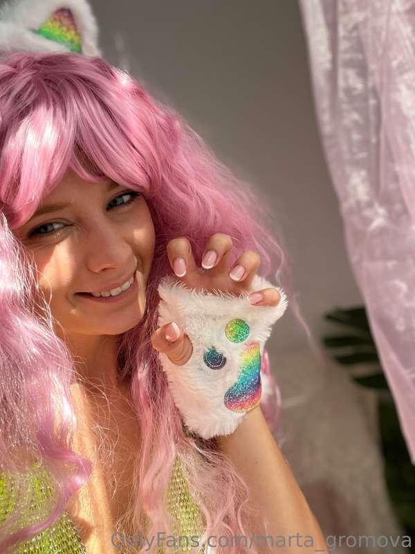 Meow! How do you like the Halloween kitty?💞🥳😻