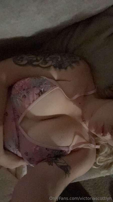 Bet you wanna wrap your mouth around these...👅🥵