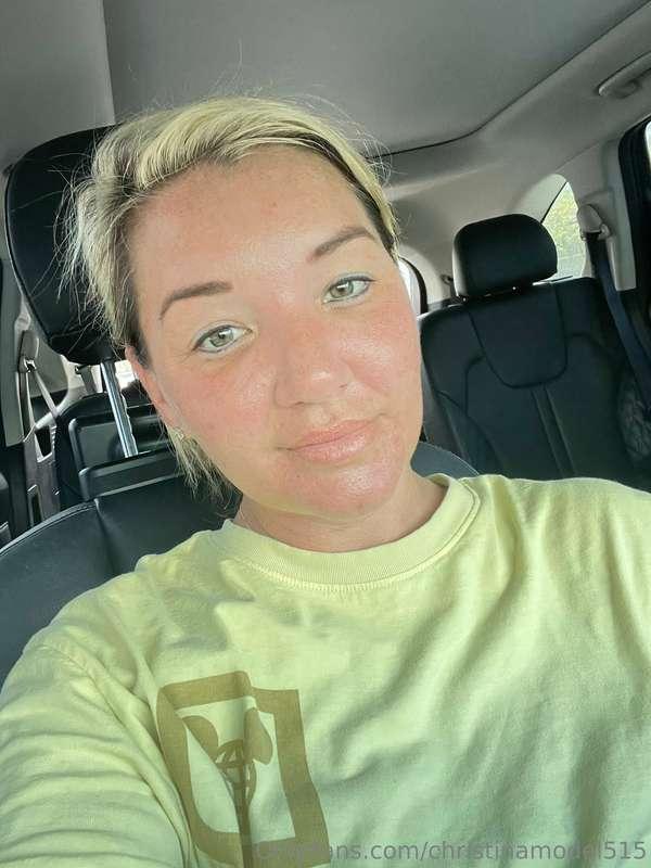 Worked my butt off at the gym today felt so good and now I'm..