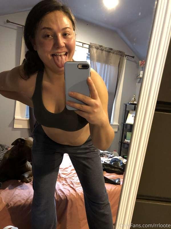 A sub told me I don’t post enough sweaty stuff so here u go ..