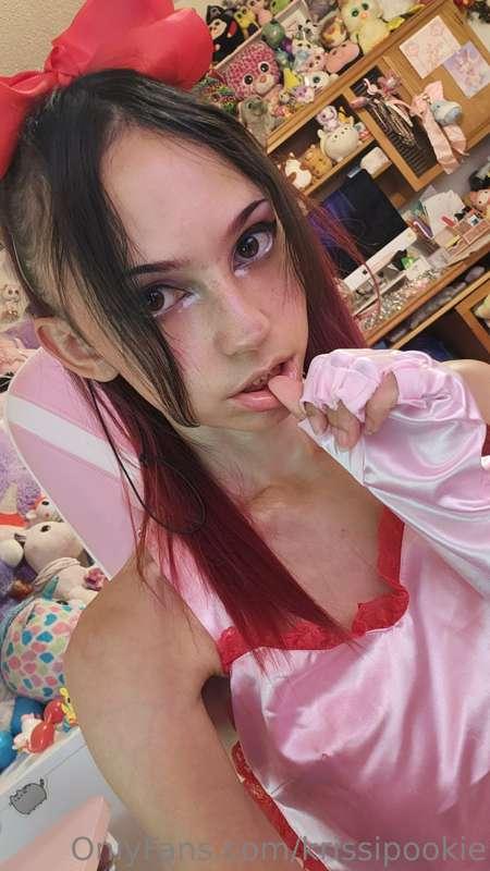 ˚₊‧꒰ა ☆ **Nurse Photoset Drop** ☆ ໒꒱ ‧₊˚
Nurse Krissi is her..