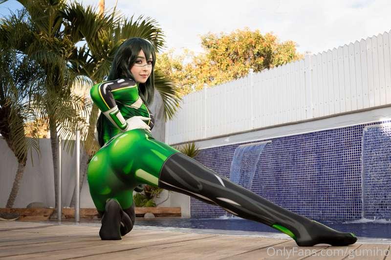 Froppy reporting in for duty this month!