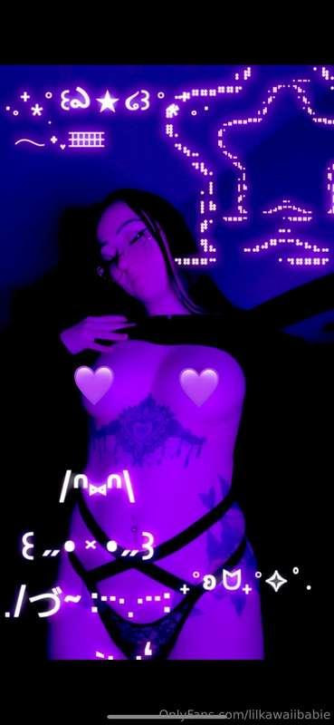 Open this if you wanna see some titties jiggling 🙈 bonus ass..