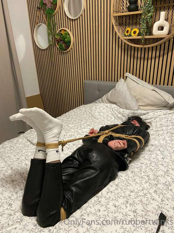 rubbertwinks image #0