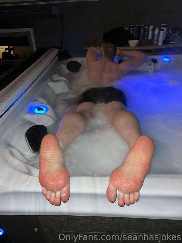 Hot Tub relaxing 🌶️🌶️🌶️