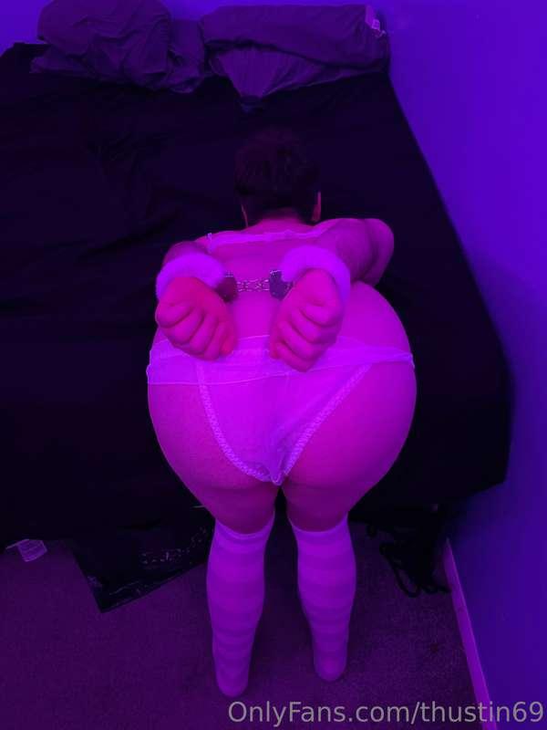 thustin69 image #0