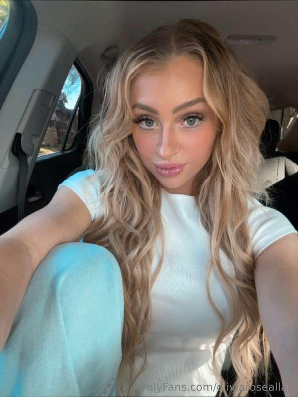 Can I be someone's passenger princess 👀 