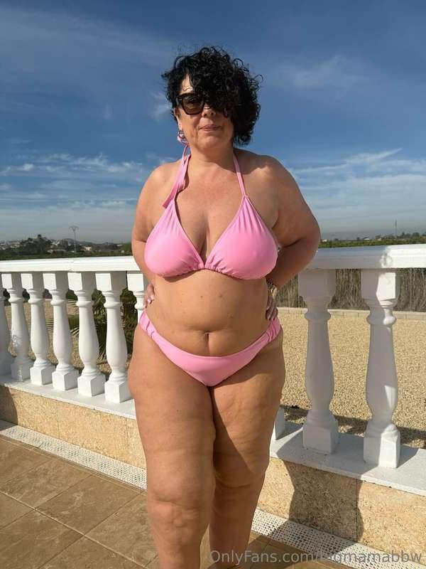 I'm begging for your hard cock 💦❤️