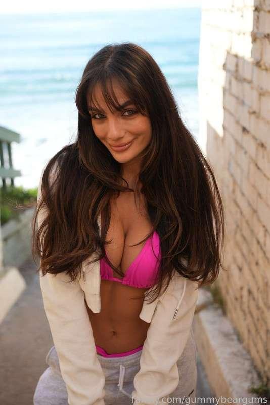 Getting ready for the beach, just need someone to be with 🙈🙈

#fyp