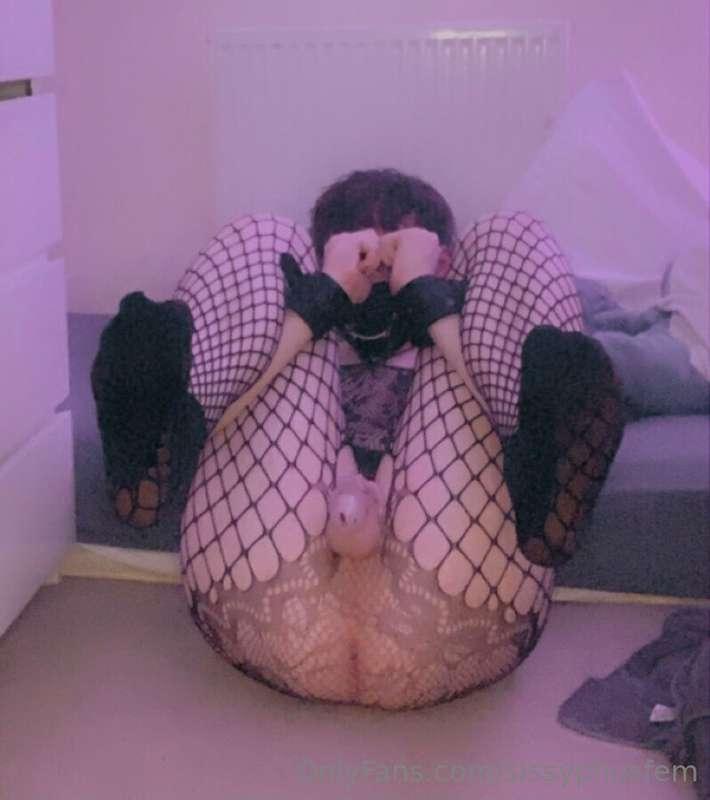 sissyphusfem image #0