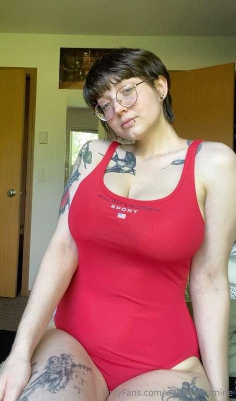 Another swimsuit try on for you!! This one is extra special ..