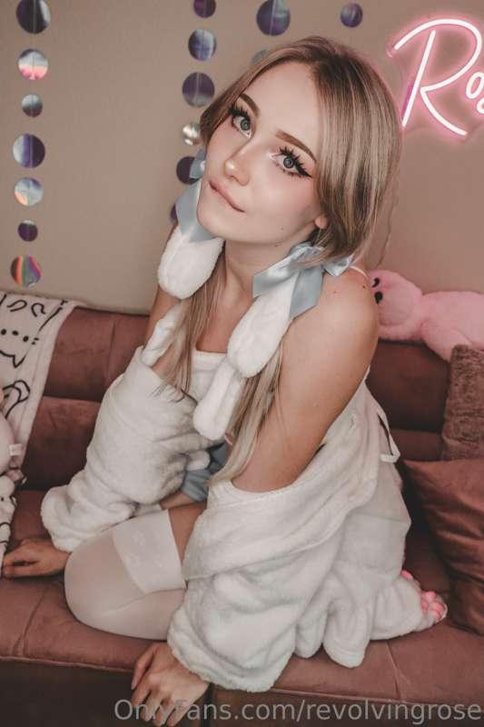 🤍**Cinnamoroll Photoset**💙

Another Lewd set- lots of you re..