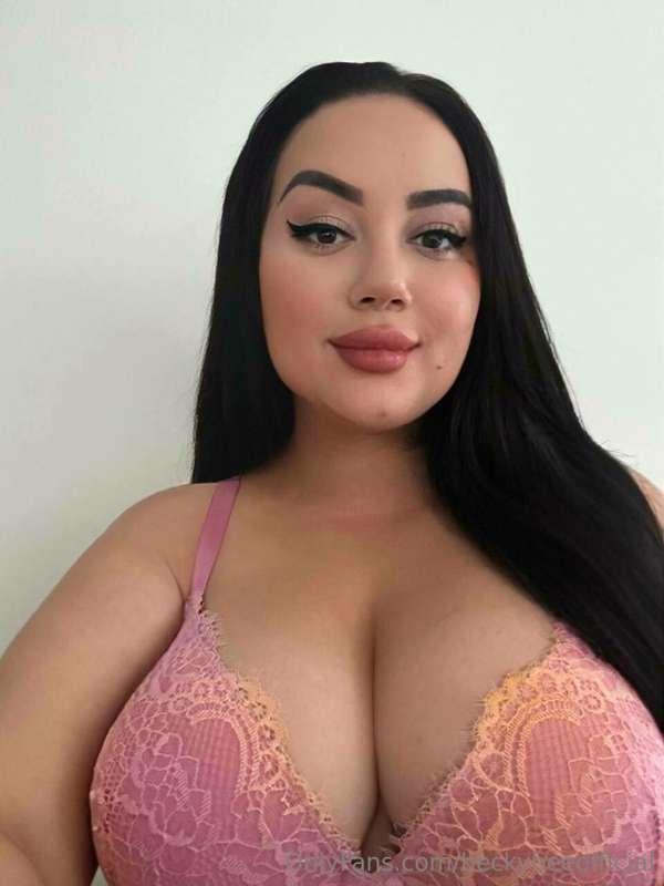 VIRGIN PUSSY FREE RIGHT NOW + FREE NUDE PIC ON ARRIVAL 😱😱😱

..