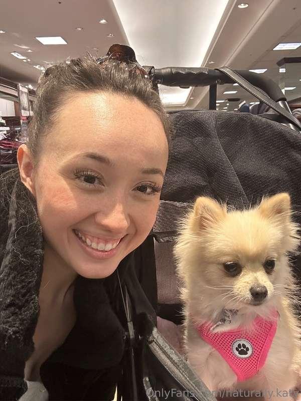 Shopping time 🛍️🤑 I am a spoiled brat today and I deserve it..