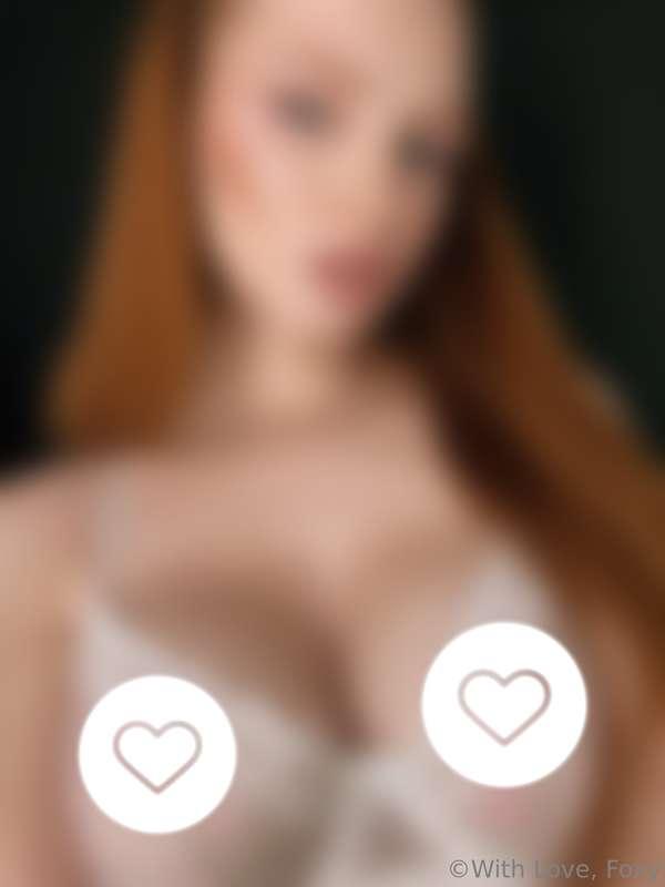 Spicy selfies in this see thru bra 🥰🔥I thought maybe you’d w..