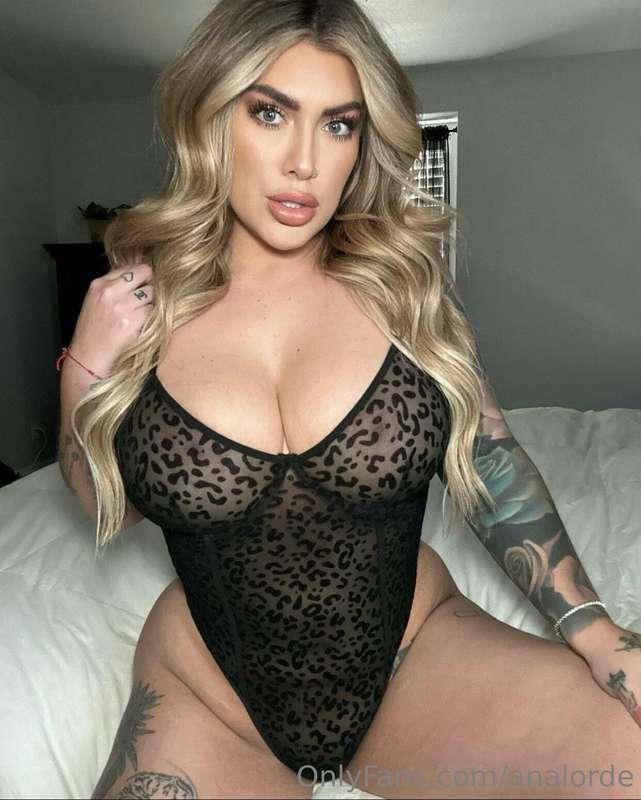 Cum chat with me! 💋 @ana.vip