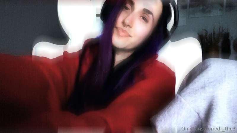 can you believe it’s almost Christmas already? peep the purp..