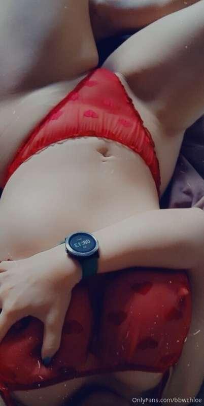 Feeling festive in red 🎄