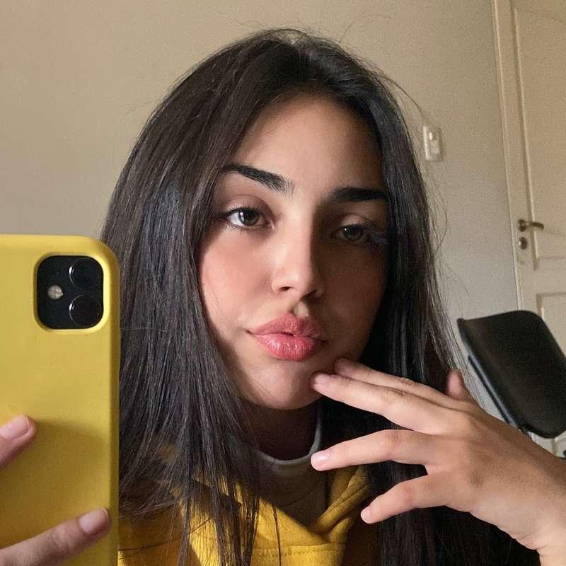 I'm your princess💛