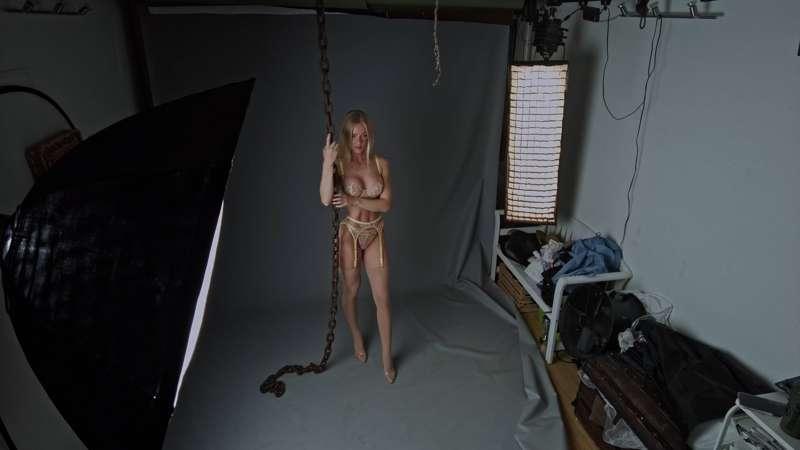 Celina - Studio :BTS