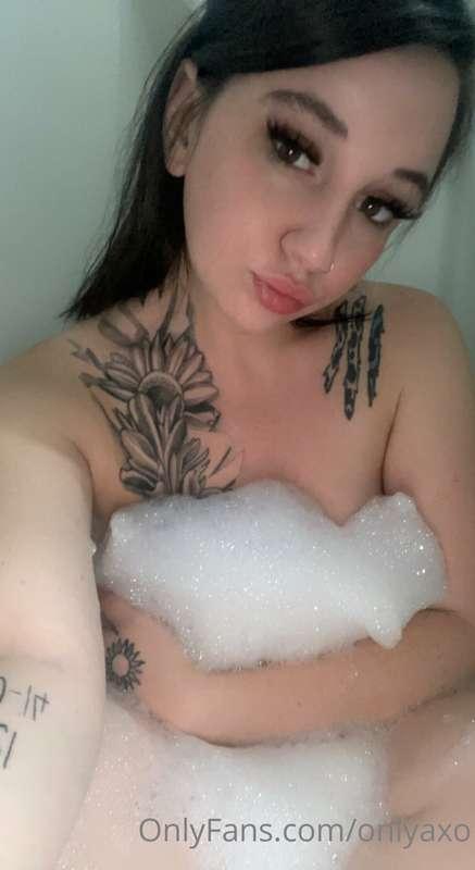 Soaking in the bath , you know what that means 😈💦