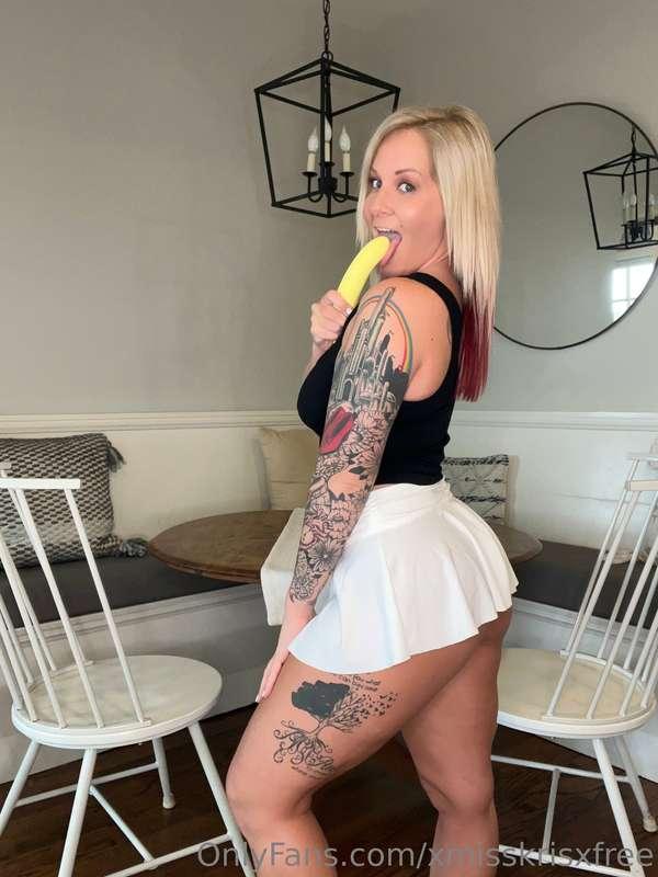 It’s 🍌 day y’all!