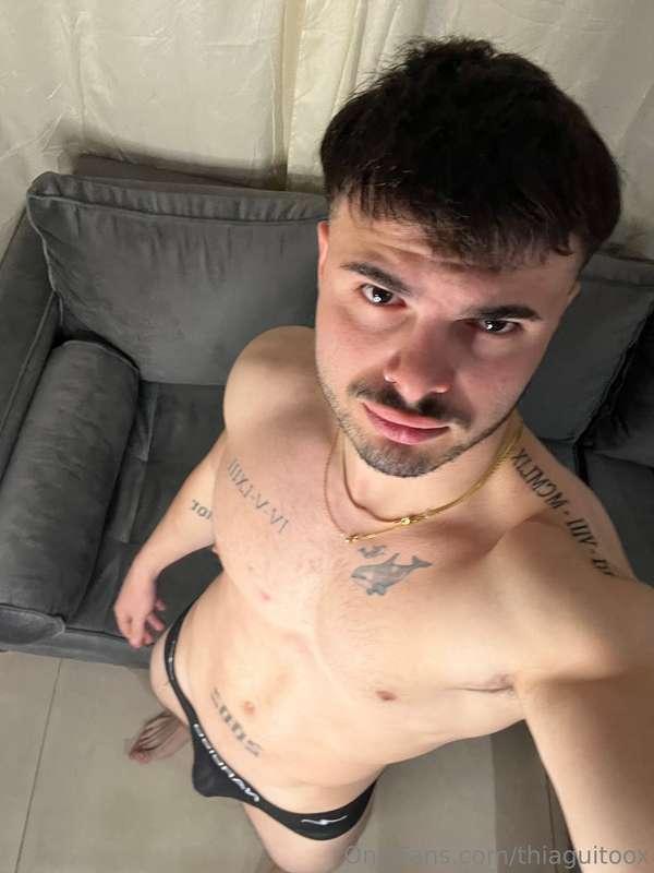 🤤Hey bro, I'll wait for you in private, I have a surprise fo..