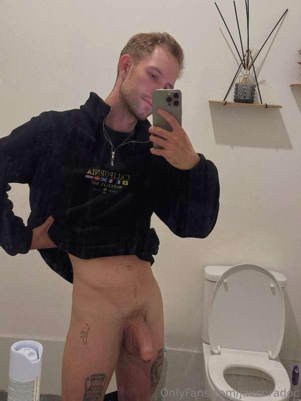 All I need now is a mouth 😈