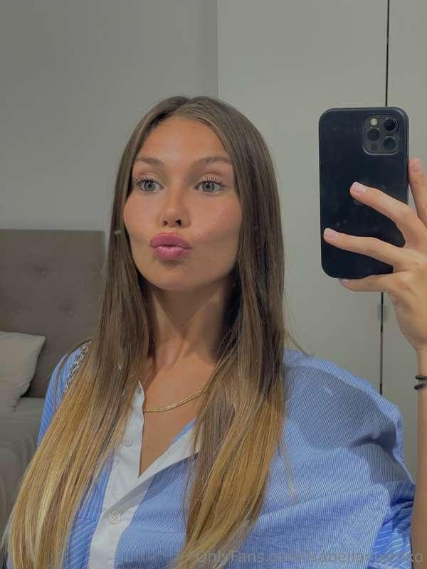 kisses 😘