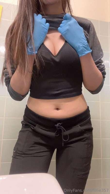 You should be pulling down my top bra instead😈