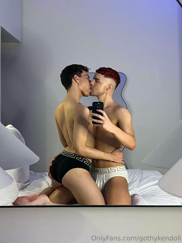 gothykendoll image #0