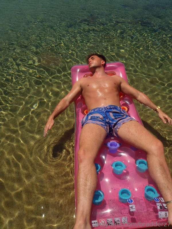 Catching rays xo 