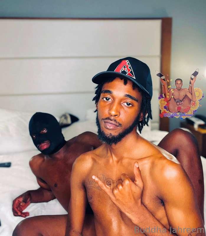 🤞🏾🪼🌊🩵