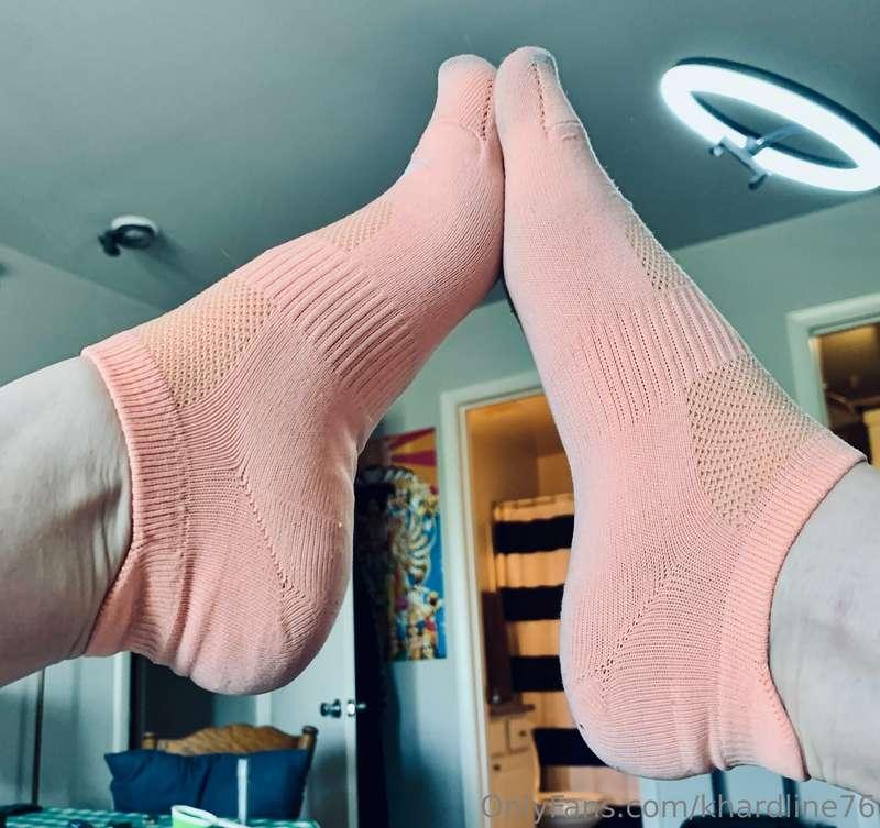 For my foot fetish fans out there do you enjoy foot videos w..