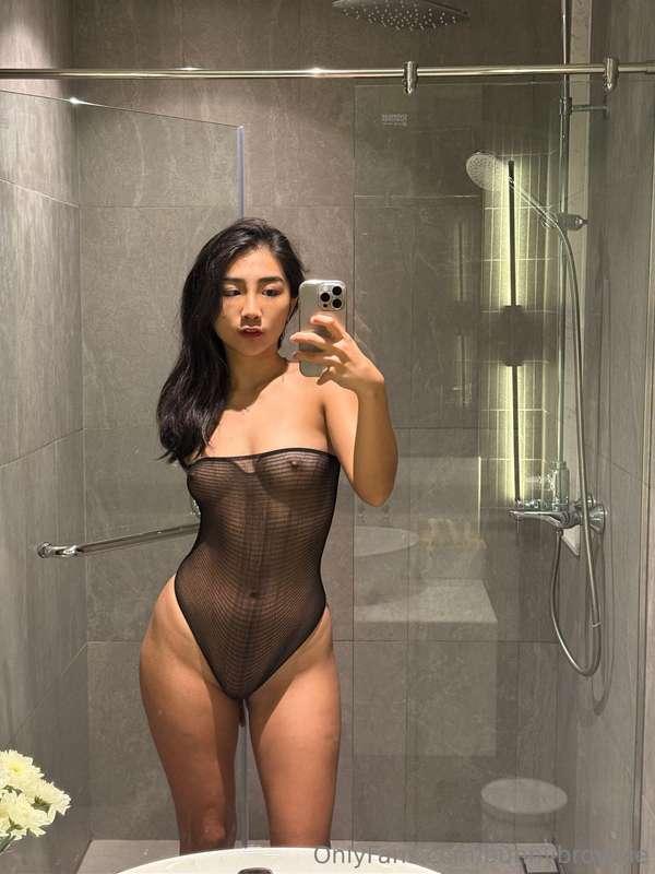 Wearing mesh so you can see what you really want 😈
